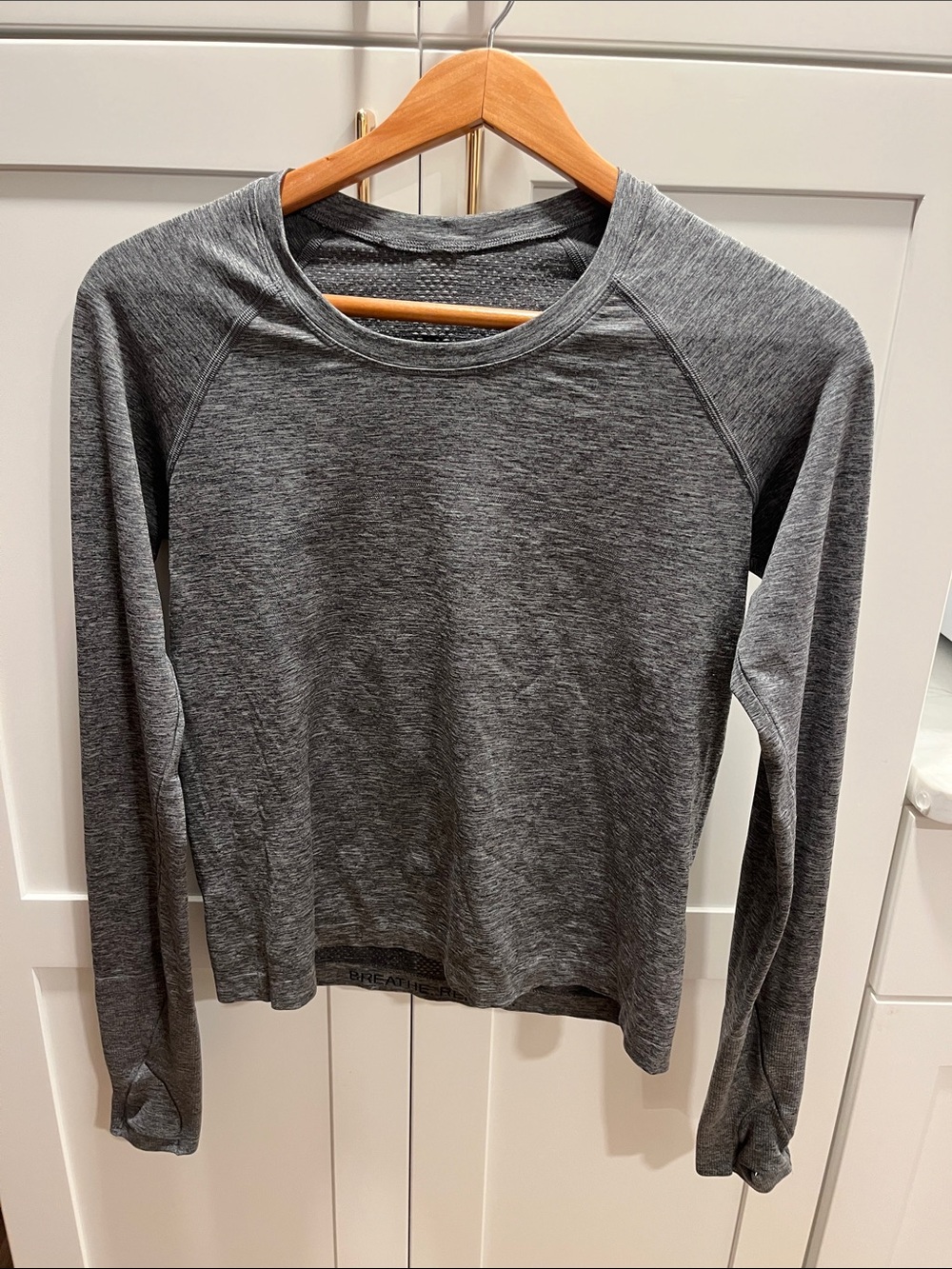 Authentic Lululemon Swiftly Tech Long Sleeve Race Length top
